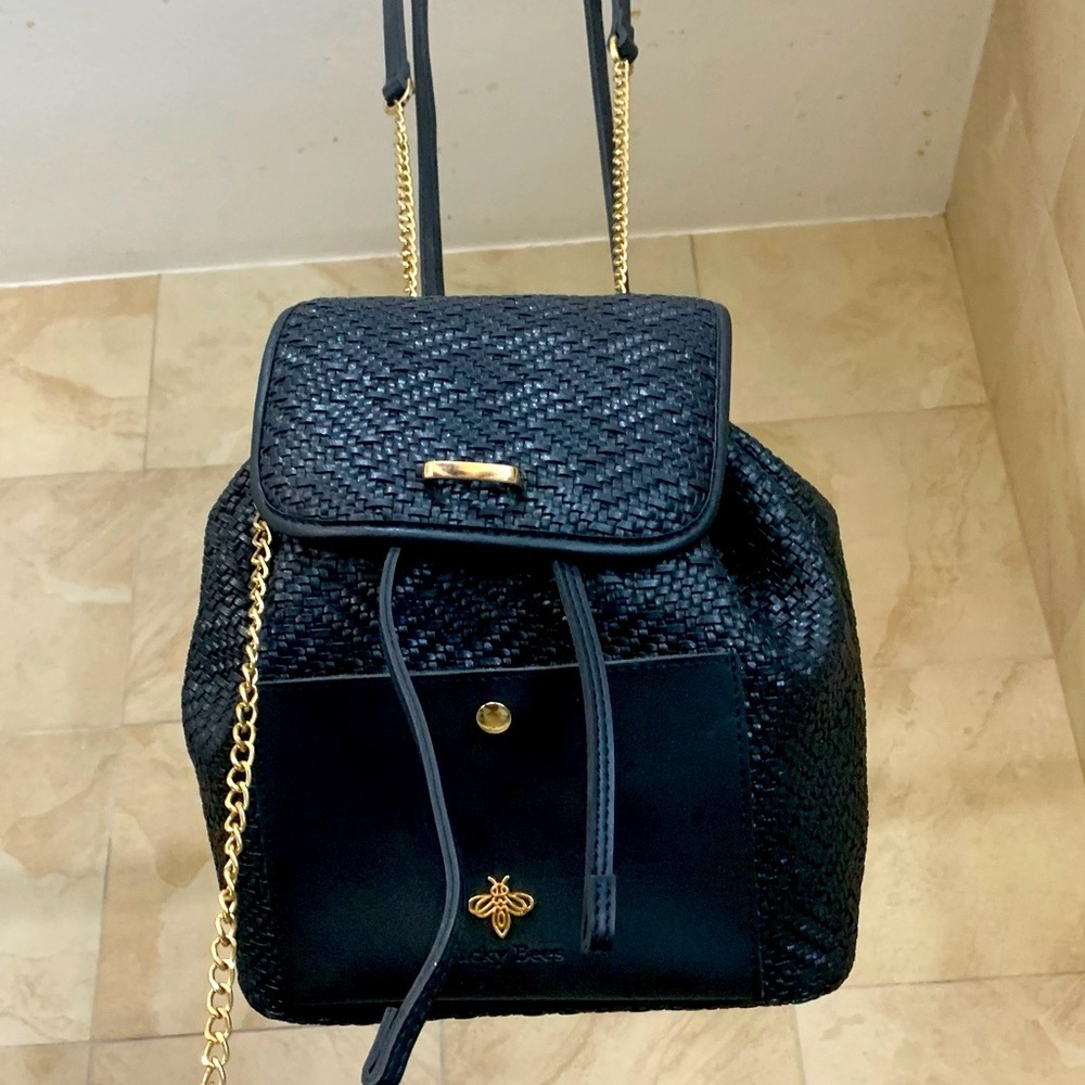 Lucky bee’s backpack purse w drawstring